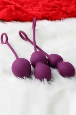 Svakom Nova Silicone Kegel Ball Set (3 Pce) -Women's Sex Toys Shop 2 large 6 10