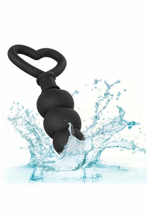 California Exotic 6.1" Graduated Silicone Butt Plug with Heart Handle 2 California Exotic 6.1" Graduated Silicone Butt Plug with Heart Handle - Image 2