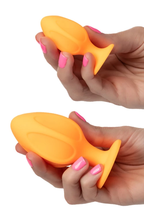California Exotic Cheeky Orange Silicone Butt Plug Set (2 Pce) 4 California Exotic Cheeky Orange Silicone Butt Plug Set (2 Pce) - Image 4
