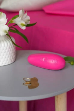 Womanizer Starlet 3 Pleasure Air Clitoral Stimulator -Women's Sex Toys Shop large 6 63